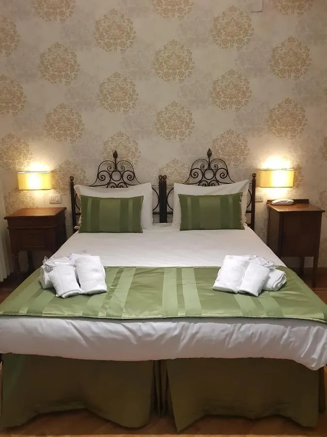 Hotel Il Granduca Florence Italy